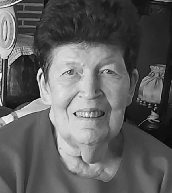 Nelly Deknudt